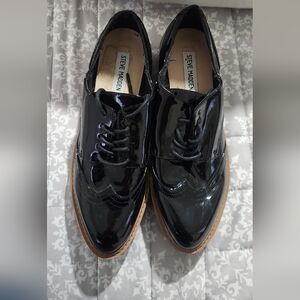 Steve Madden Black Patent Leather Oxford Shoes